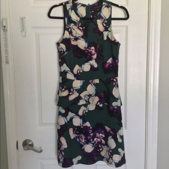 Banana Republic Floral Crepe Dress - Picture 2 of 7